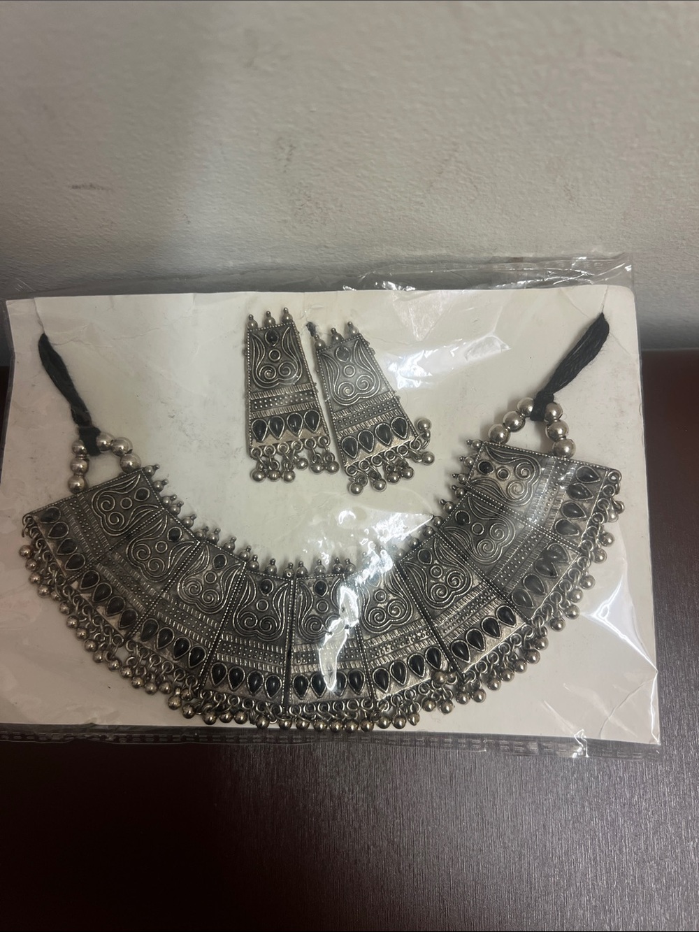 Oxidized Silver-Tone Statement Choker Necklace with Matching Earrings - Picture 3 of 7
